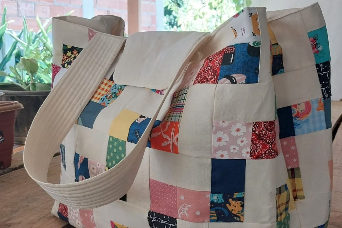 O que fazer com pequenos retalhos de tecido? Descubra como eles podem virar peças lindas no patchwork