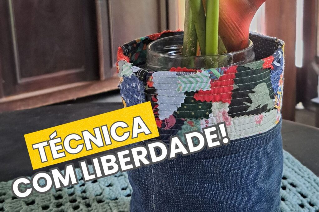 Cachepô criado com jeans usados e micro retalhos coloridos